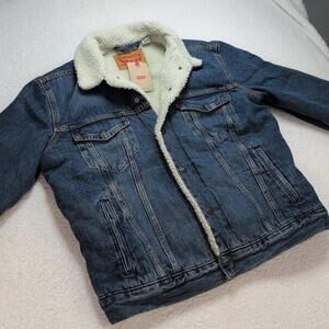 Levi’s Men’s Medium Sherpa Lined Denim Trucker Jacket Blue NWT